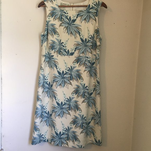 Tommy Bahama Dresses & Skirts - Tommy Bahama 100% Silk Dress Size 12 Blue Floral Print